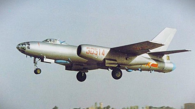 Iljuschin Il28 H5 Pict Intro